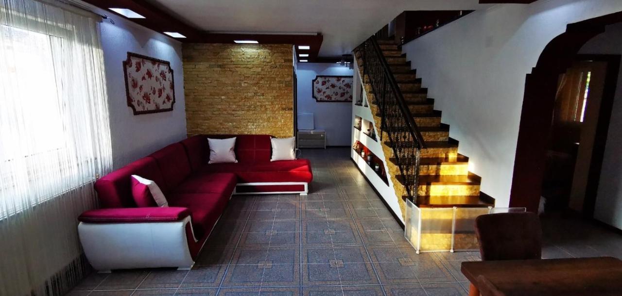 Casa De Vacanta Dalia Si Crina Babadag Luaran gambar